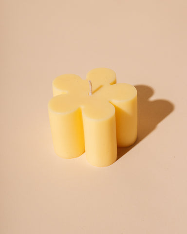 Poppy Candle